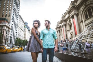 couple-walking-in-new-york-city