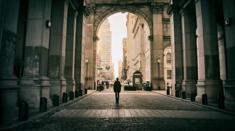 Manhattan's Municipal Building archway