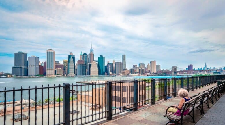 The view of the lower Manhattan skyline from Brooklyn Heights Promenade