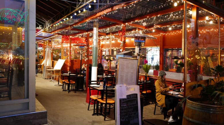 outdoor dining at Little Italy, Manhattan, Mulberry Street at evening