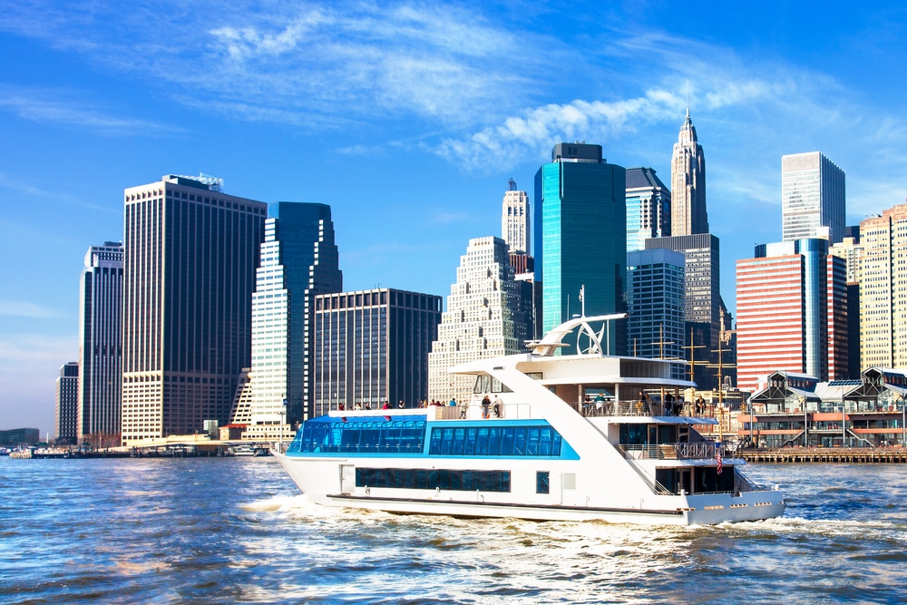 Discover the New York City Skyline from Water on NYC Cruises