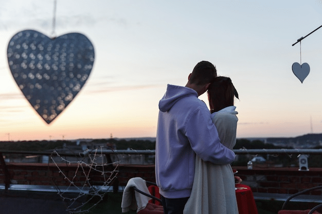 couple enjoying romantic tours in NYC