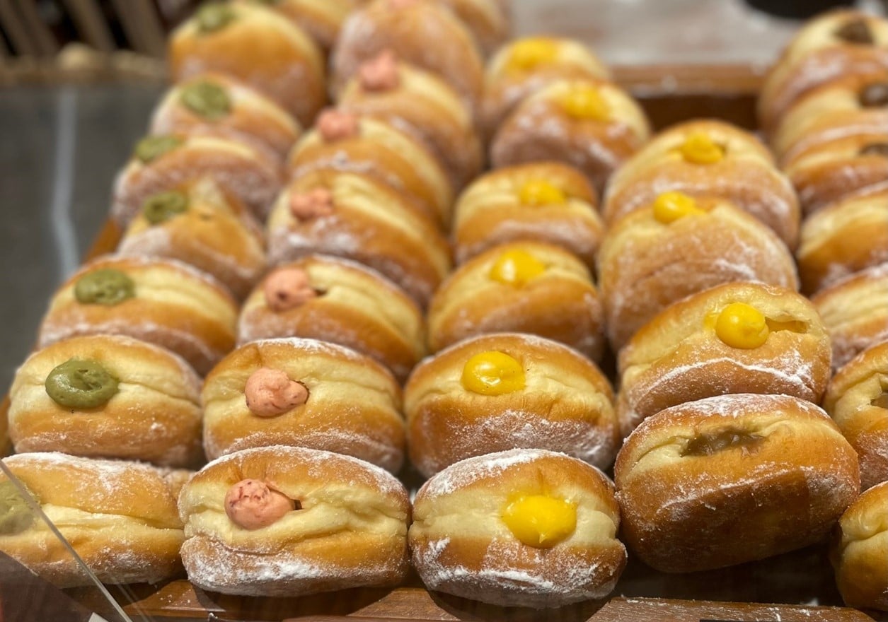 Bombolone's displayed in a bakery in NYC