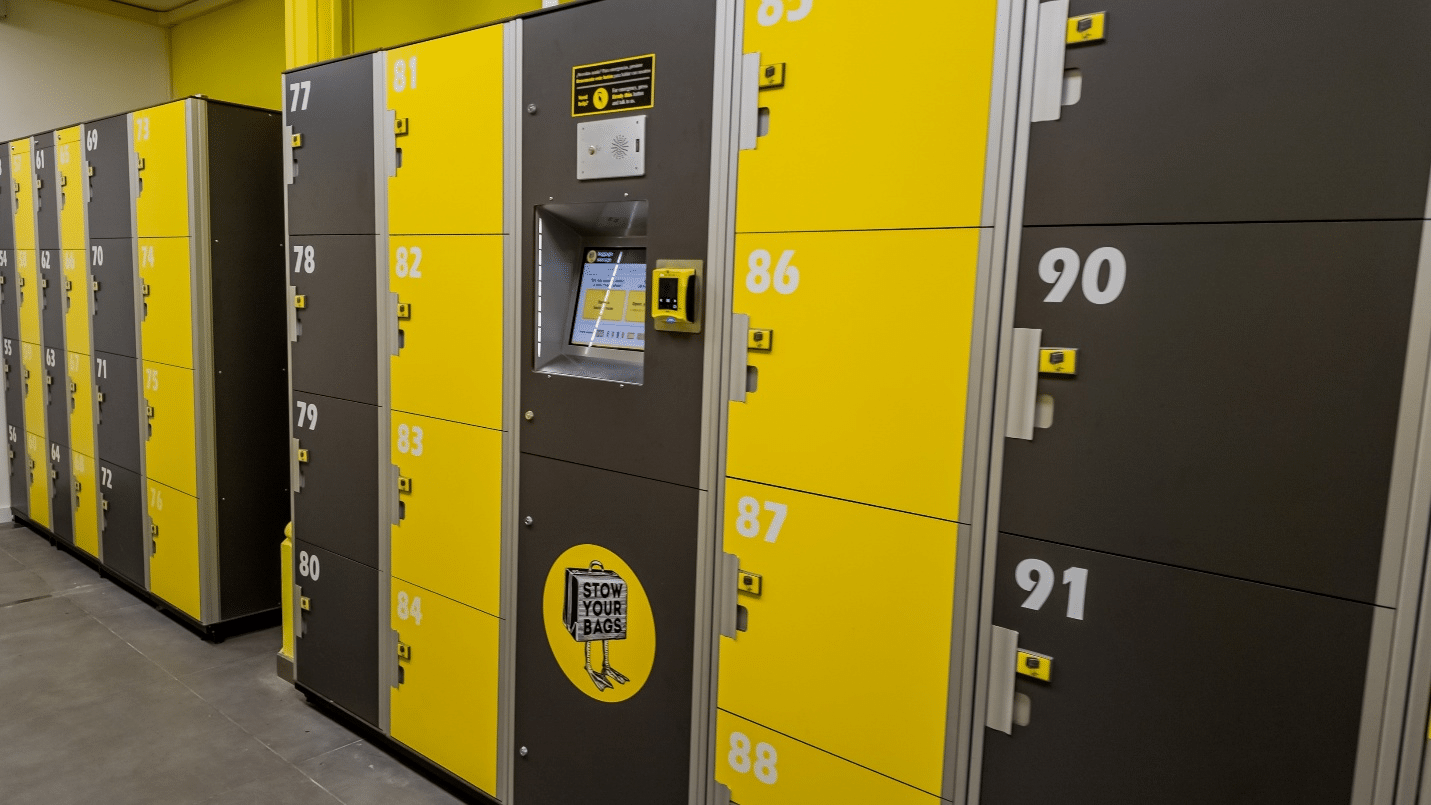 Luggage storage lockers in black and yellow