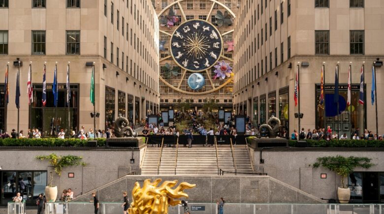 A Zodiac wheel on a storefront on Fifth Avenue