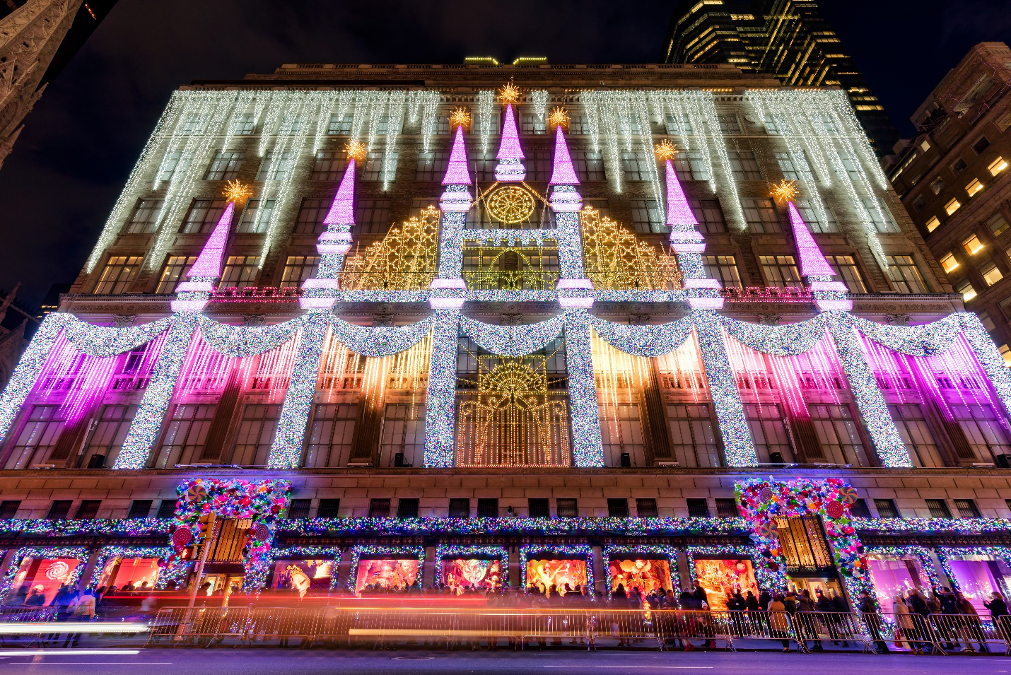  Lights on a building 