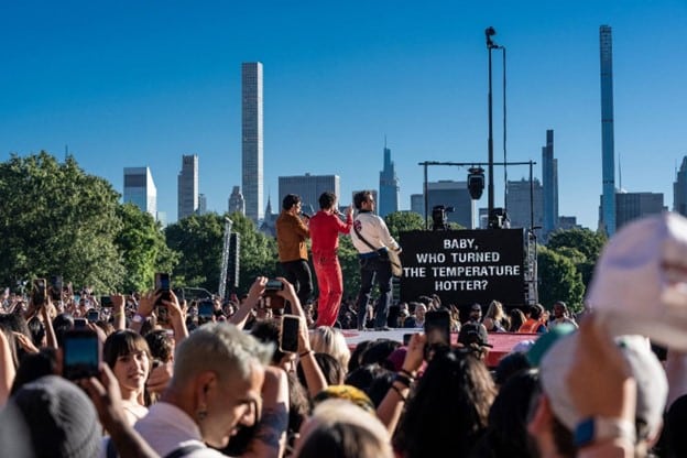 picture of Jonas Brothers performing at the Global Citizen Festival