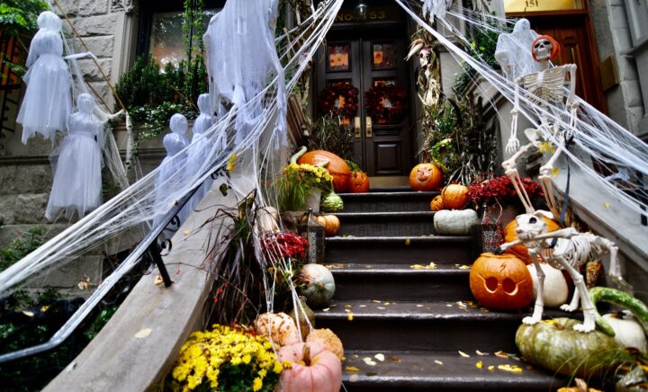 A picture of a house decorated on Halloween